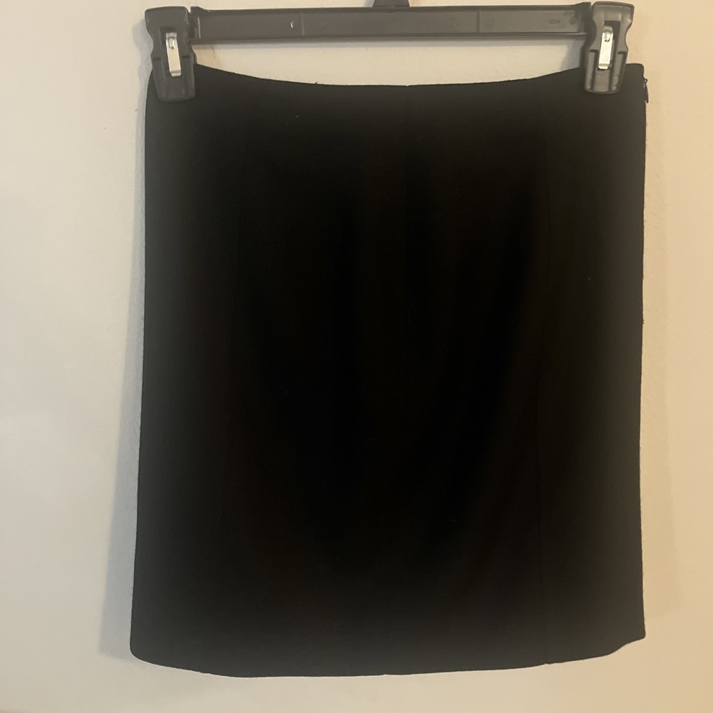 Cache Black Straight Skirt 100% Worsted Wool Lined Size 8‎